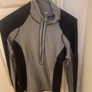 Lululemon size 4 jacket